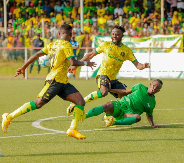 NABI AKOMAA KUUNDA PACHA MPYA YA MAYELE