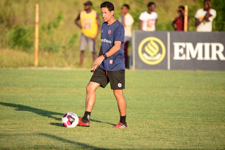 BREAKING:RASMI SIMBA YAMFUTA KAZI PABLO FRANCO