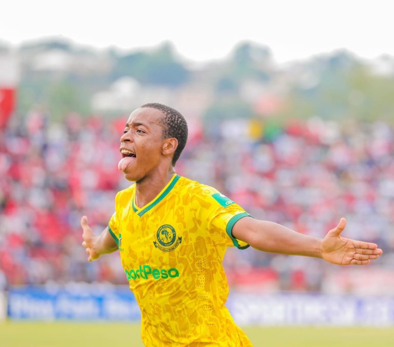 HT:YANGA 1-0 SIMBA, NUSU FAINALI KOMBE LA SHIRIKISHO