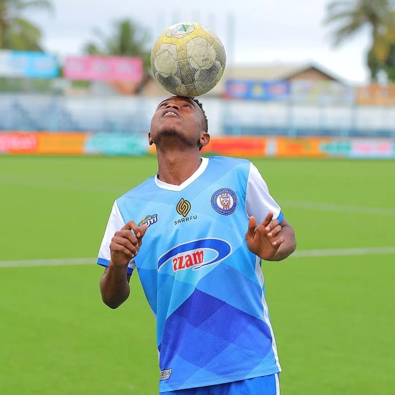 MSELELEKO WALIOUPATA AZAM FC KUMNASA MR HAT TRICK HUU HAPA