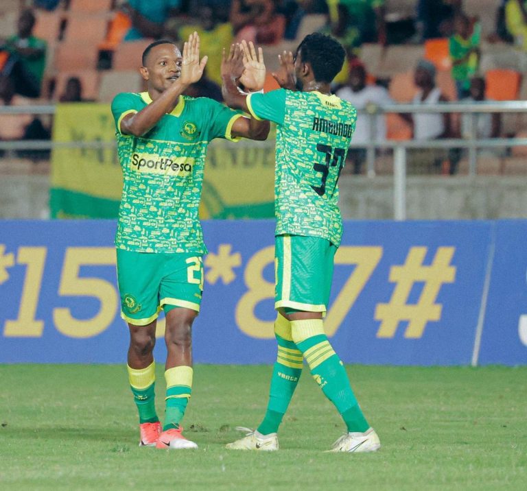 YANGA YACHAPA MTU BAO 8-0 KWA MKAPA
