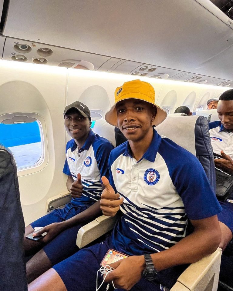 SABABU YA SIMBA KUMSAKA DUBE, MMOJA ANAONDOKA