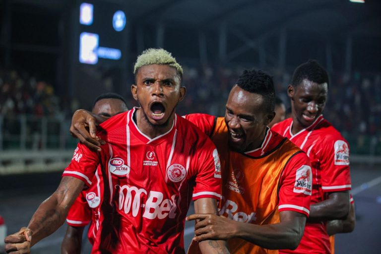HUYU HAPA CHAGUO LA KWANZA SIMBA