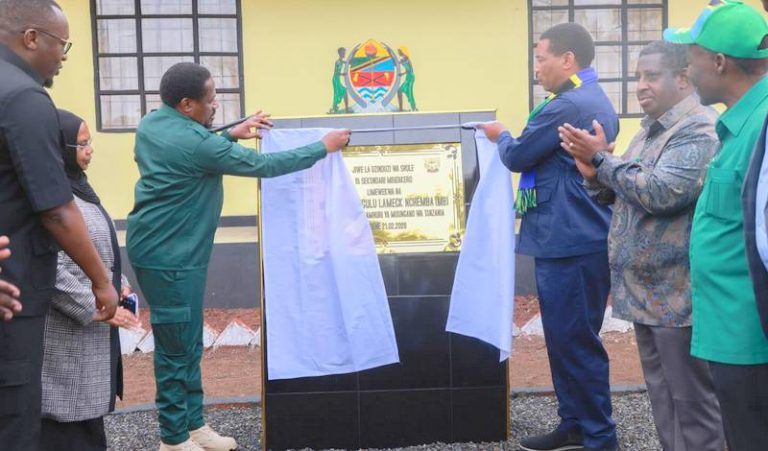 Dkt. Mwigulu Azindua Shule Mpya Ya Sekondari Ya Mbatakero