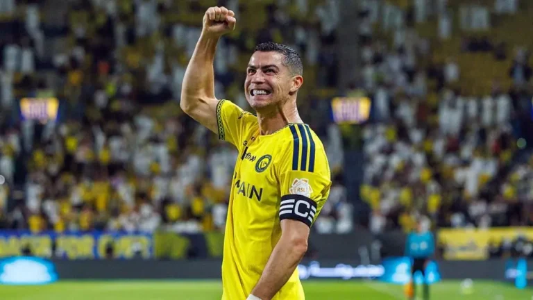 Ronaldo Akaribia Kuvunja Rekodi Ya Magoli 1,000 Baada Ya Kufunga Hat-Trick